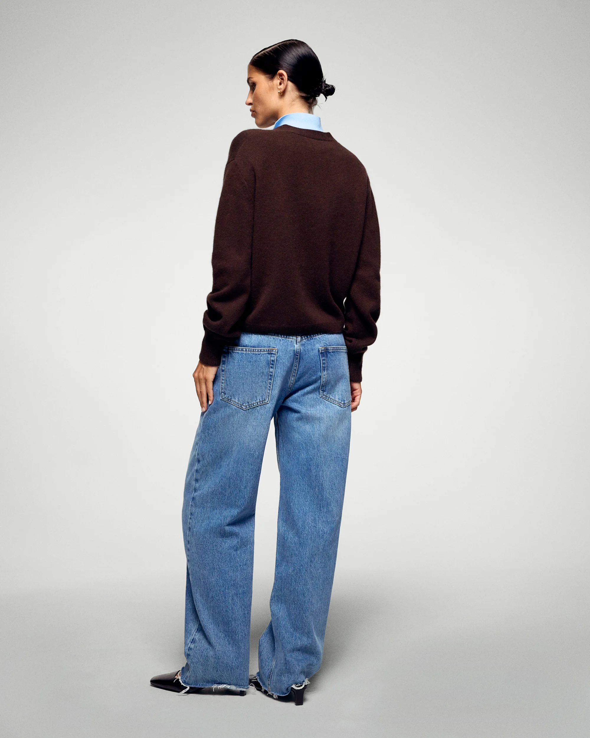 Cardigan Sweater (H25 / WOMEN / Chocolate) - Image 3