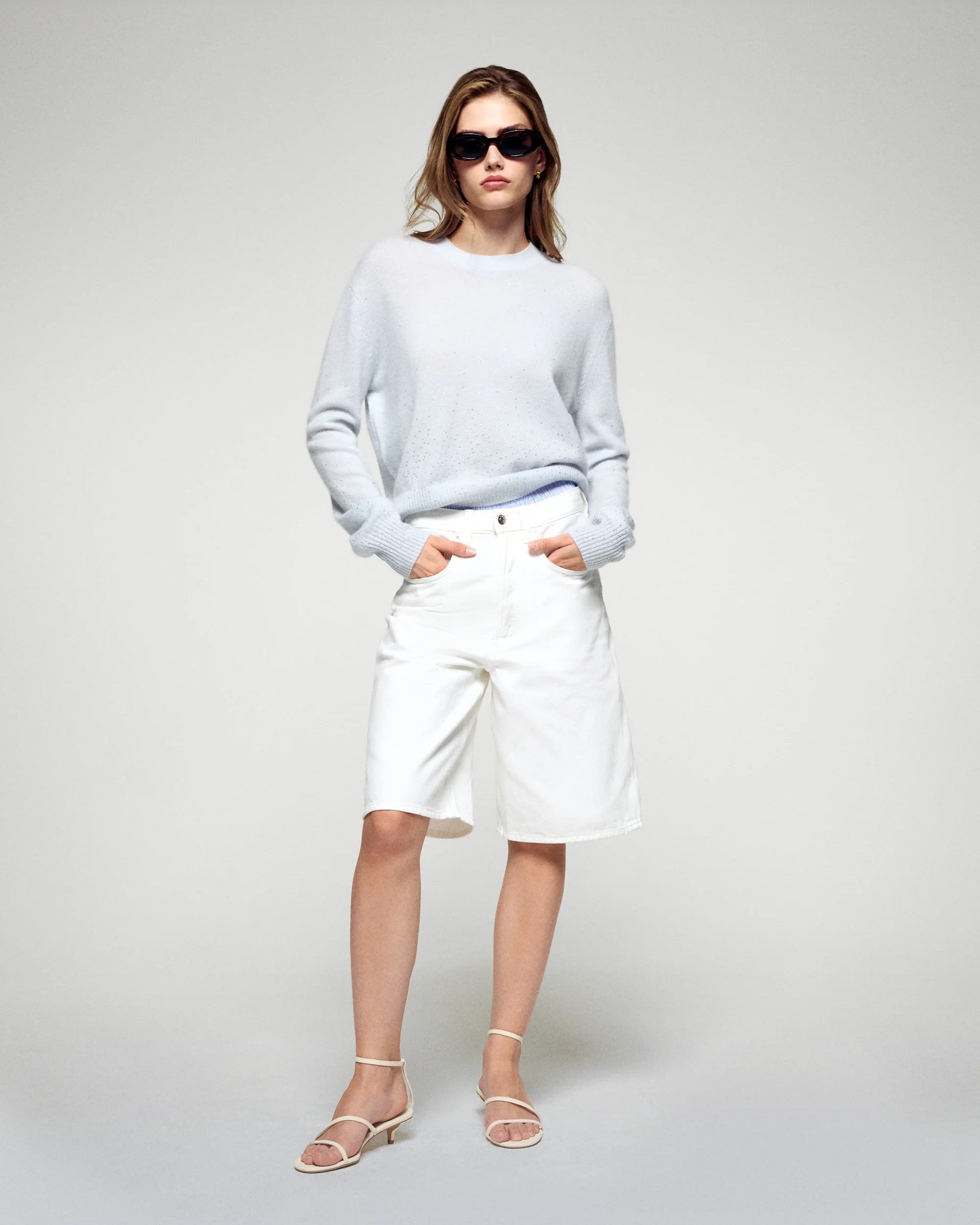 Crewneck Sweater (H25 / WOMEN / Angel Blue) - Image 3