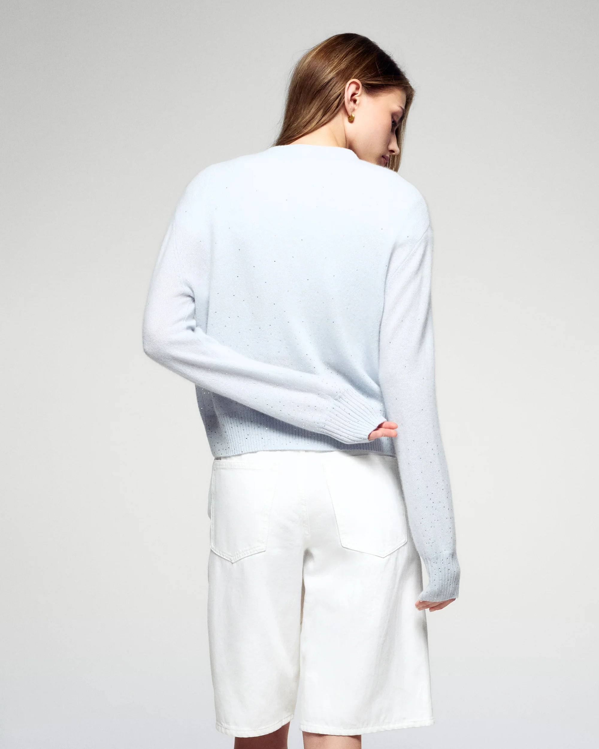 Crewneck Sweater (H25 / WOMEN / Angel Blue) - Image 4