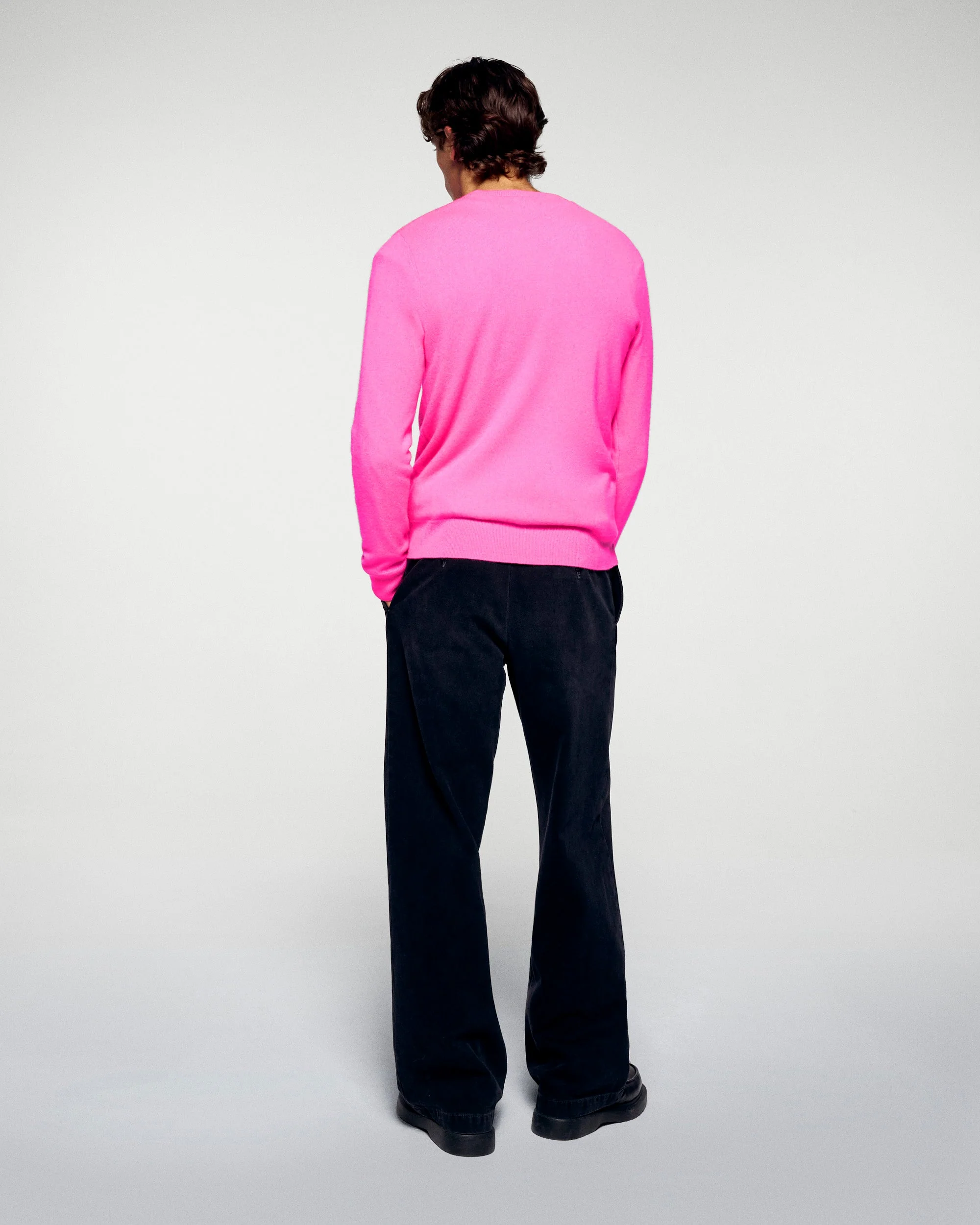 Basic Crewneck Sweater (H25 / HOMME / Cosmic Pink) - Image 4