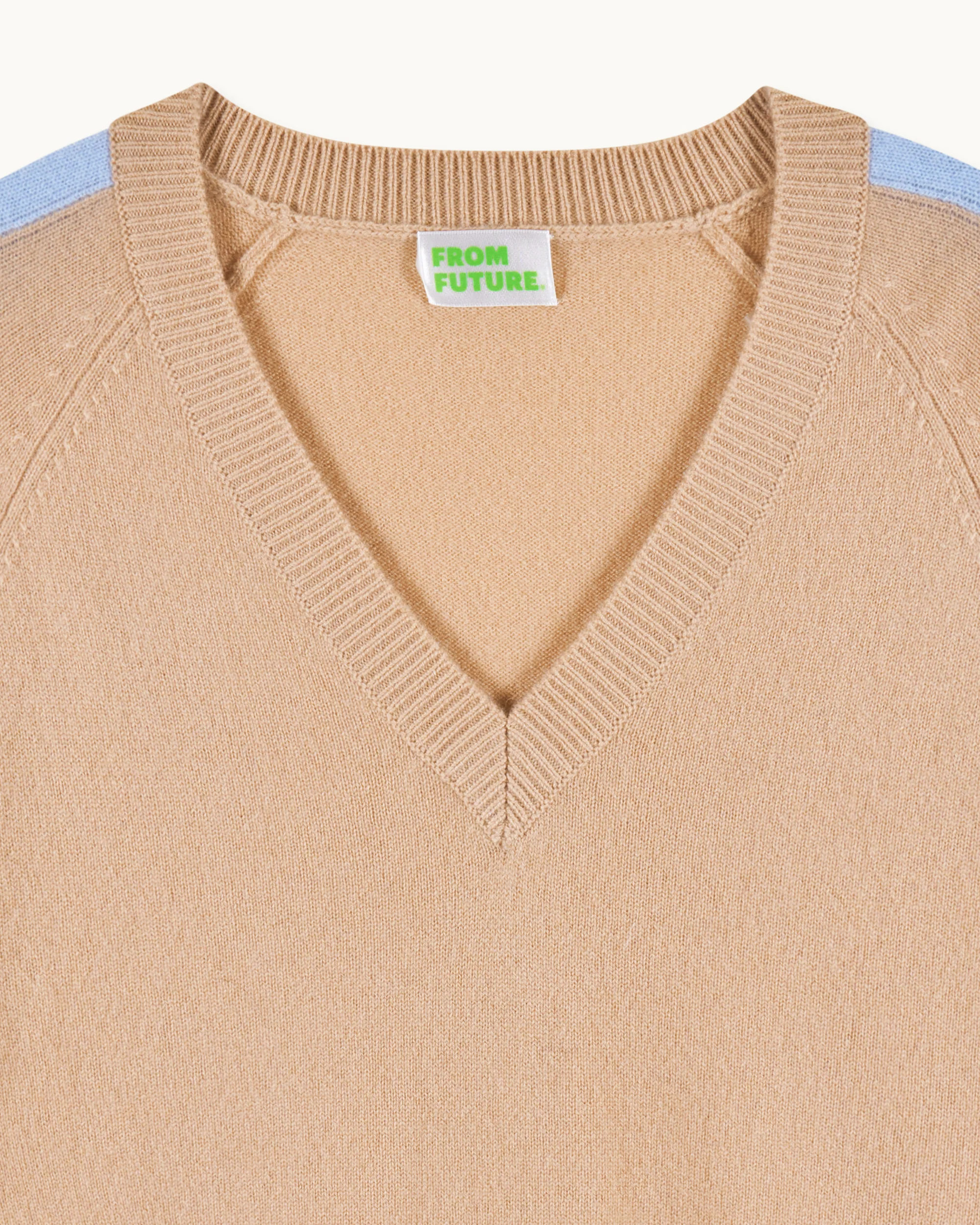 V-Neck Oversized Sweater with Striped Sleeves (S25 / WOMEN / Tropical Camel) - Image 6