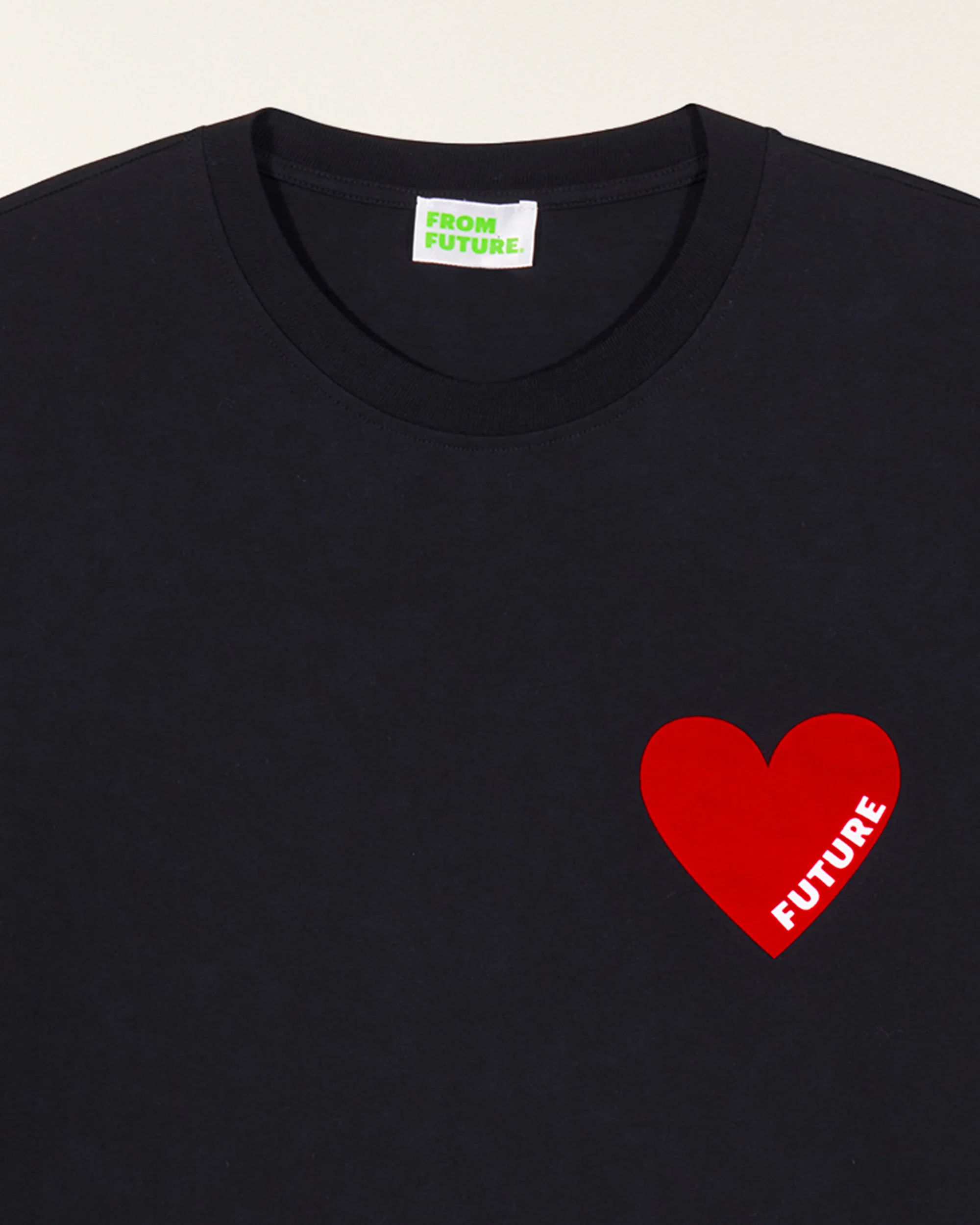 Crewneck Short Sleeve Heart T-shirt (S25 / MEN / Black) - Image 6